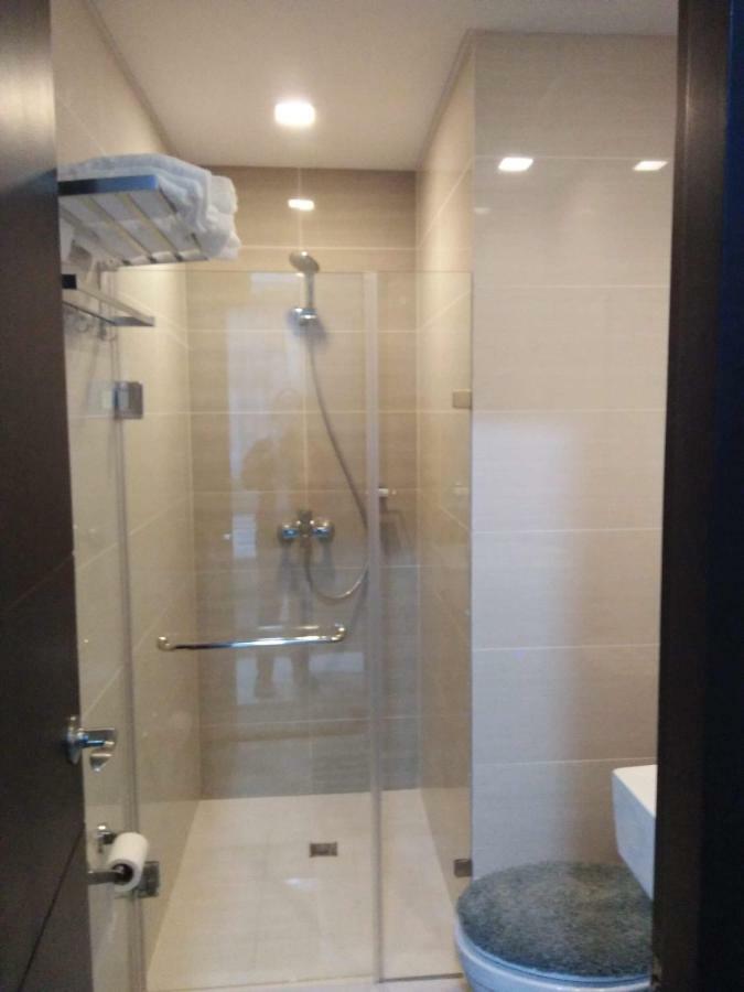 101 Newport Boulevard C1 Apartman Manila Kültér fotó