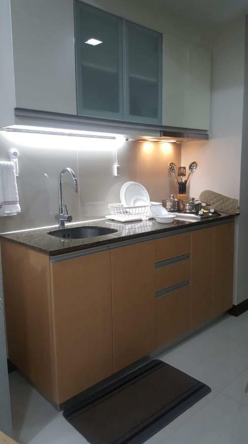 101 Newport Boulevard C1 Apartman Manila Kültér fotó